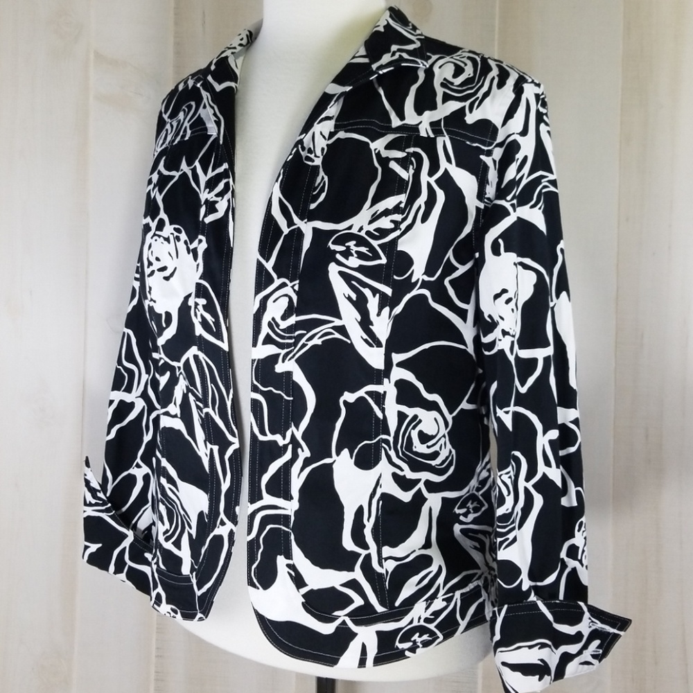Coldwater Creek Black And White Floral Jacket - Picture 1 of 8